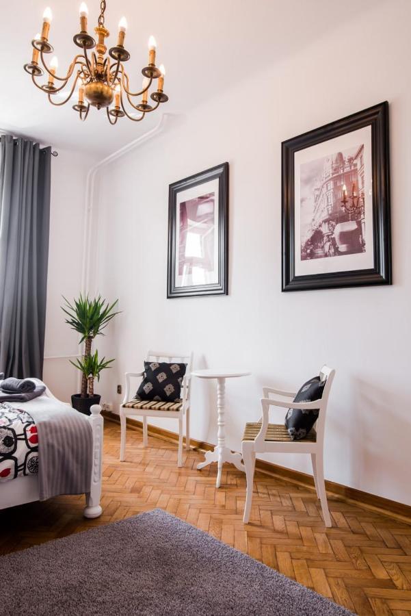 Halby Luxury Rooms Chmielna 73B Warsaw Ngoại thất bức ảnh